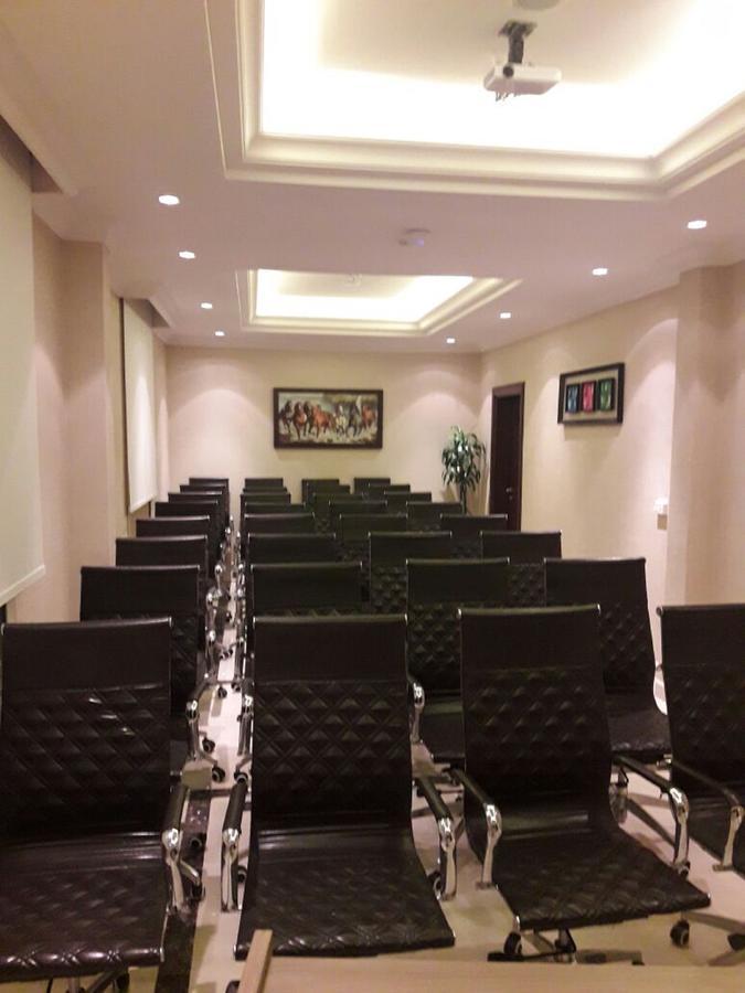 Suite Inn Hotel Riyadh Exterior photo